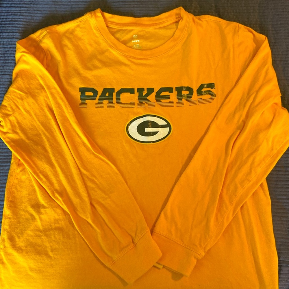 Green Bay Packers long sleeve T- boys large